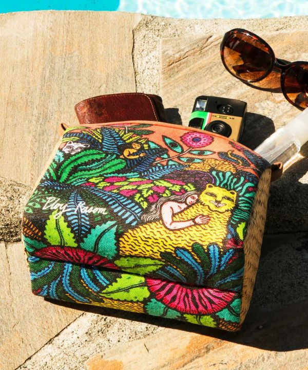 Amina x PLOY KASOM Pouch - Ametsuchi