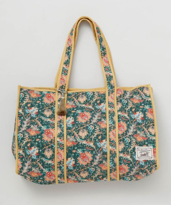 Vintage Like Quilted Tote Bag - Ametsuchi