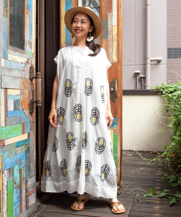 Floral Embroidery French Sleeve Volume Dress - Ametsuchi