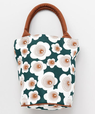 Einkaufstasche mit Blumenbecher