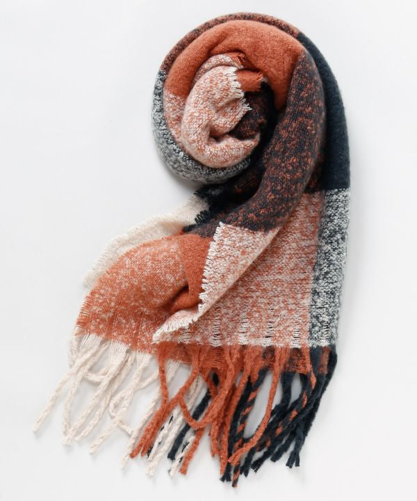 Plaid Pattern Melty Shawl by AMINA - Ametsuchi