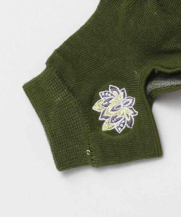 Embroidered Yoga Leg Covers by AMINA - Ametsuchi