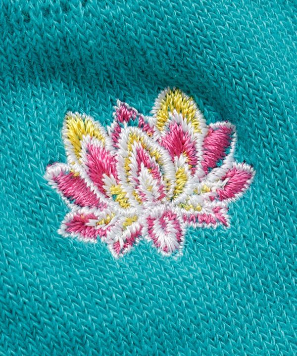 Embroidered Yoga Leg Covers by AMINA - Ametsuchi