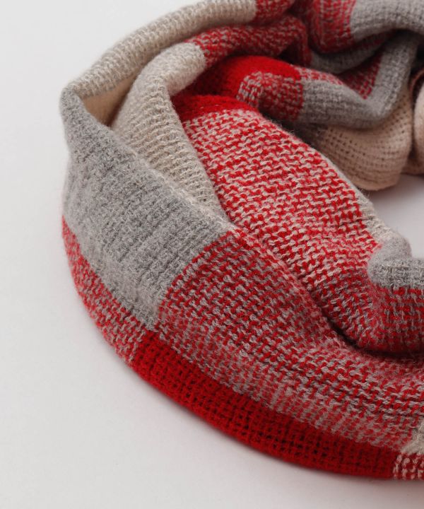 Plaid Volume Snood by AMINA - Ametsuchi