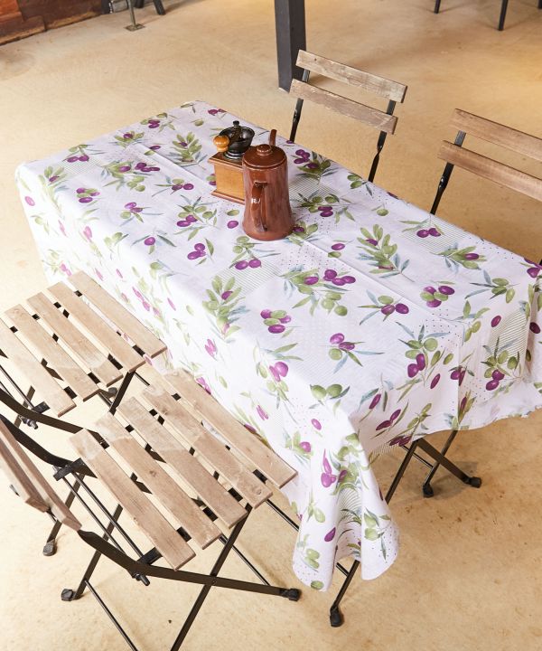 Vintage Like Tablecloth