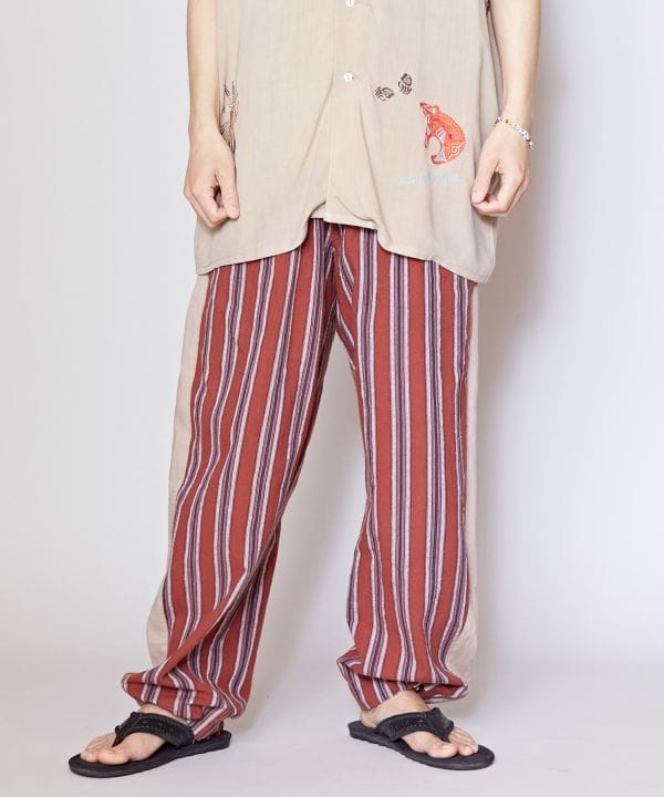 Pantalones de rayas relajadas estilo vintage