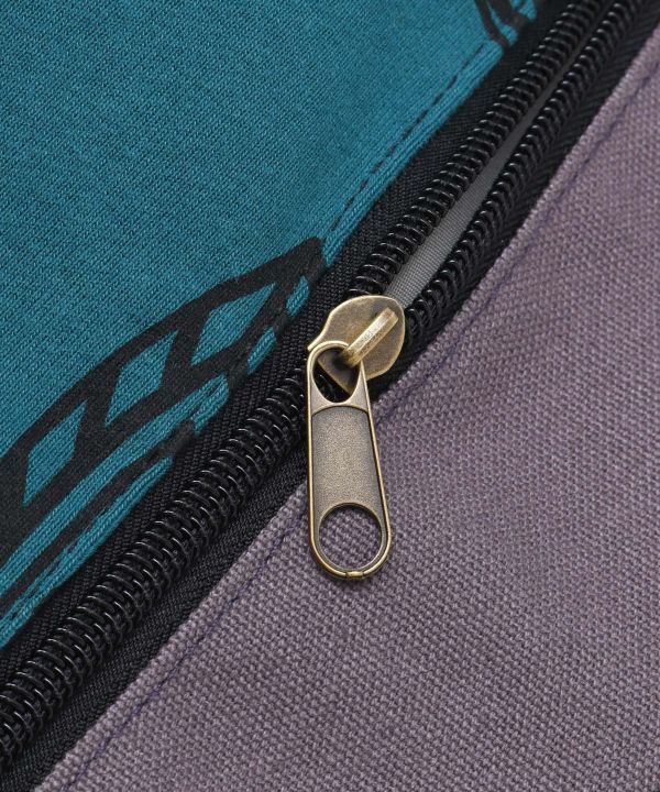 Damasquinado Inspired One Shoulder Bag