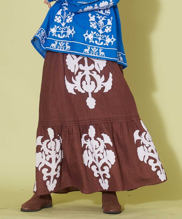 Falda de mezcla de lino con apliques