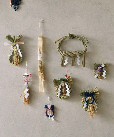 New Year Decoration - 大根締紙垂