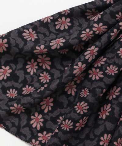 Retro Like Floral Stole