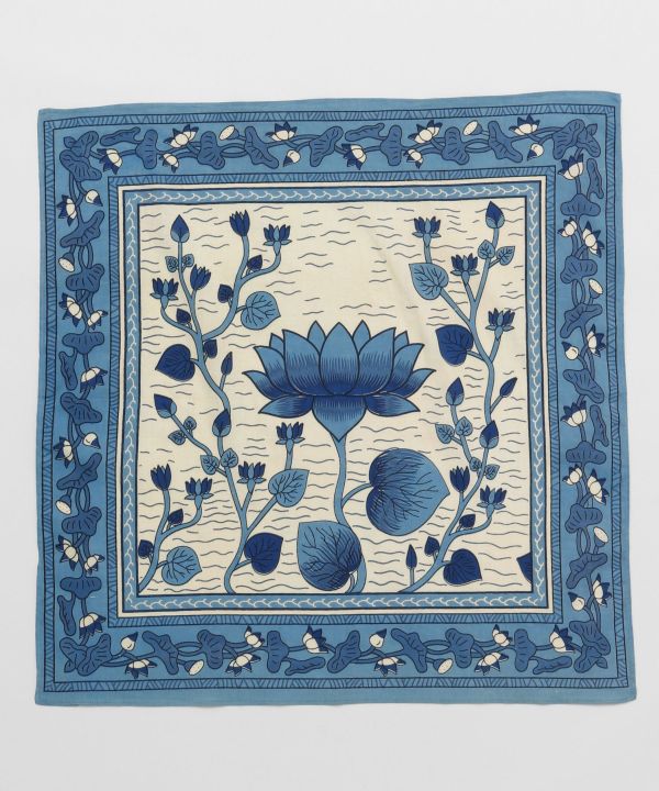 Lotus Bandana