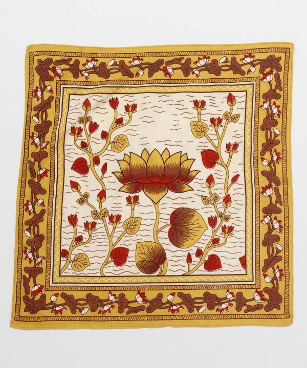 Lotus Bandana