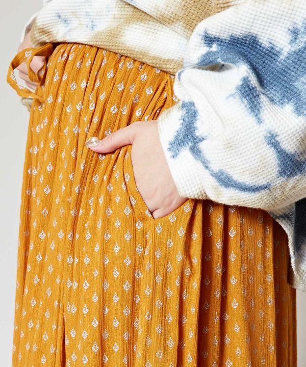 Foil Print Tiered Skirt