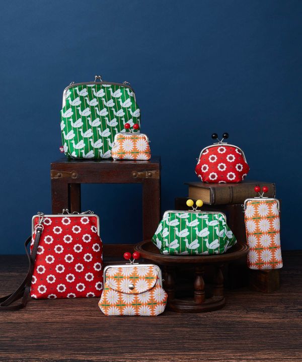 Showa Retro - GAMAGUCHI Clasp Shoulder Bag