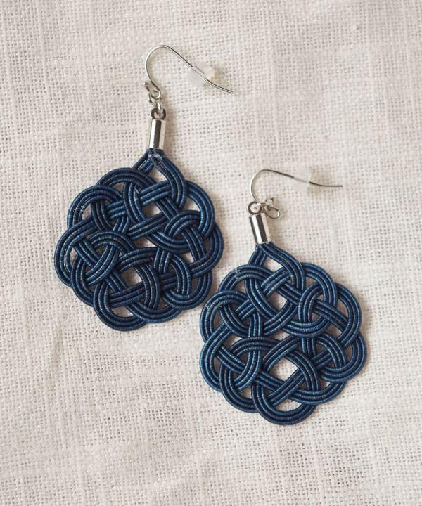 本藍染 水引梅結びピアス