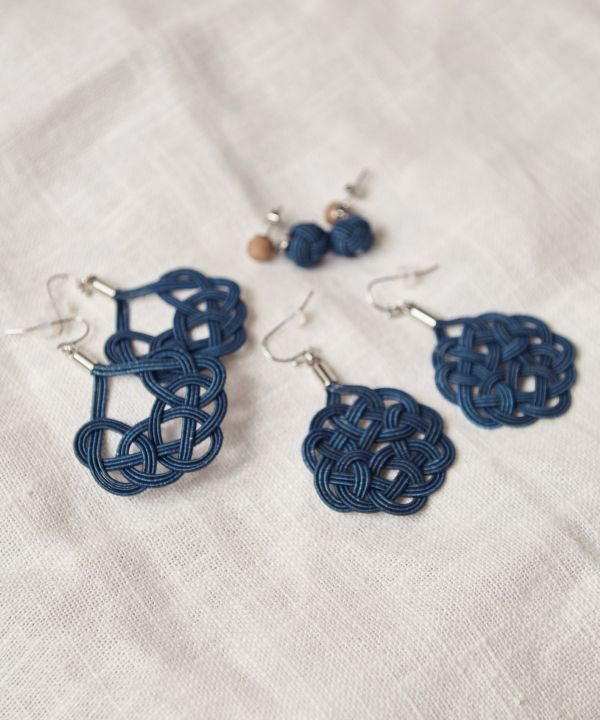 本藍染 水引梅結びピアス