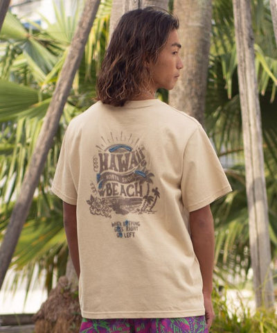 Camiseta con estampado de pintura en aerosol SURF＆Palms