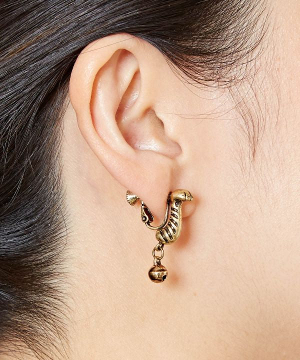 MEKO MANEKI Hand Clip Earrings