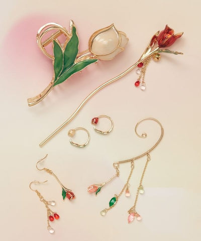 Tulip Earrings