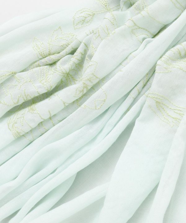 HANA EMI - Floral Embroidered Scarf