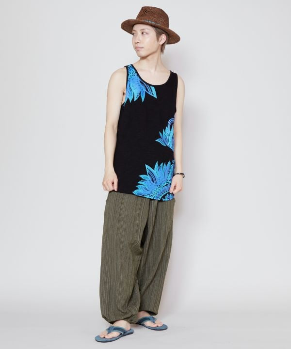 Tribal Feather Print Tank Top Tops by AMINA - Ametsuchi