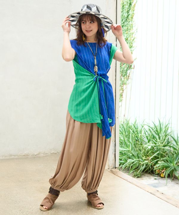 Bi Color Sleeveless Top