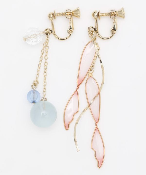 Yu-Yu Kingyo Clip Earrings