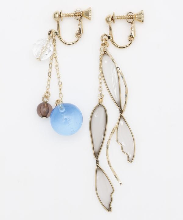 Yu-Yu Kingyo Clip Earrings