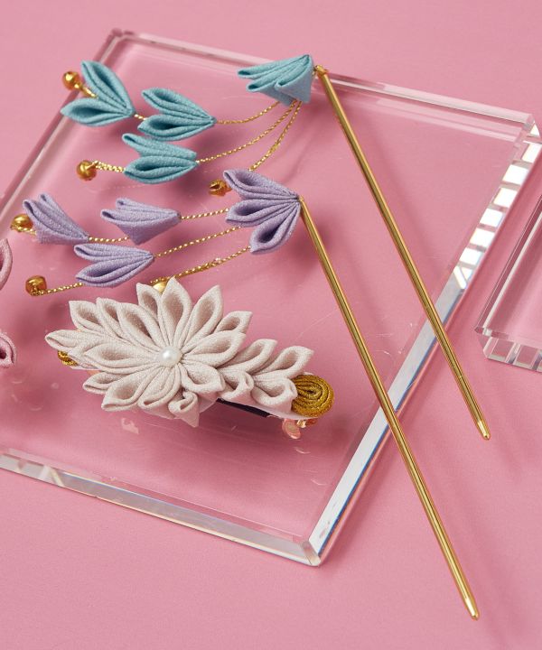 TSUMAMI ZAIKU Flower Petals Kanzashi Hairpin
