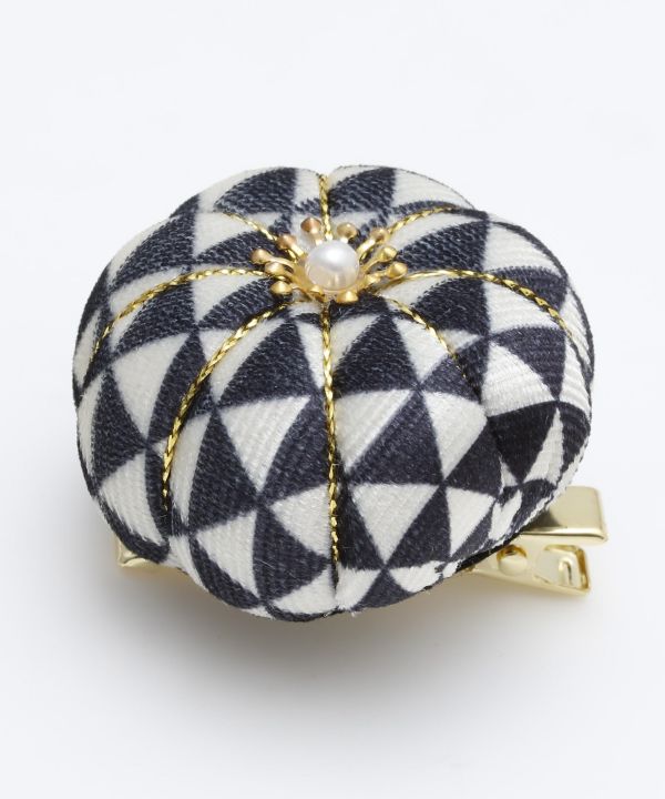 UROKO MON - Hair Clip