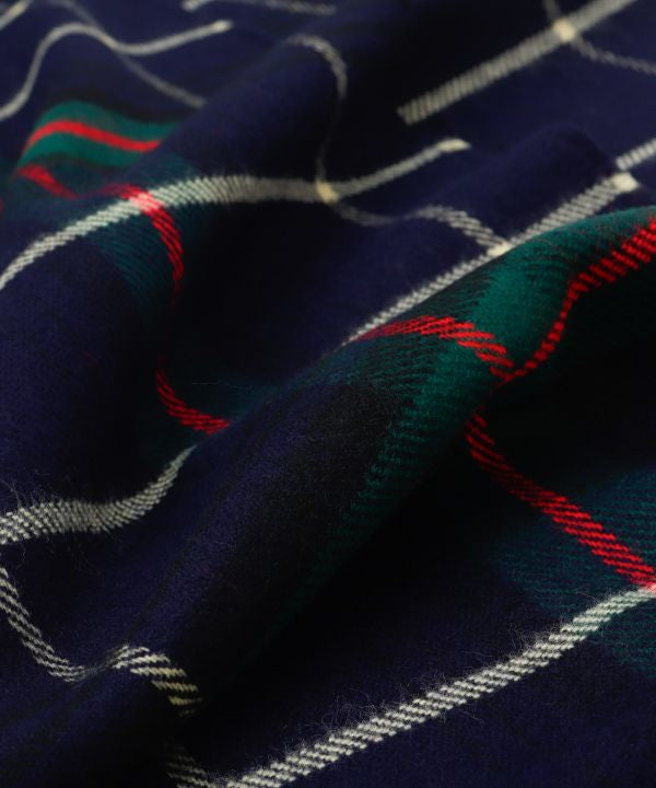 Pierre Quioc Checkerred Scarf by 欧州航路 - Ametsuchi