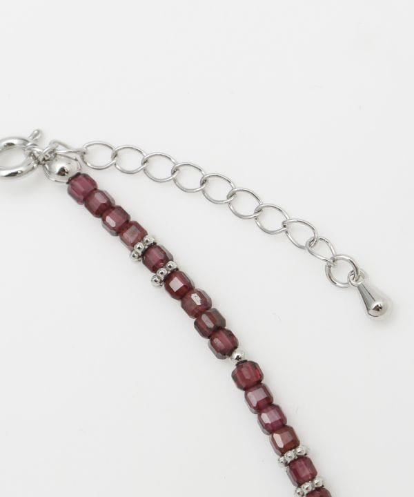 Collar de cuentas de granate de forma cuadrada Collares de 岩座 - Ametsuchi