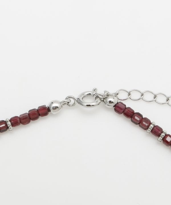 Collar de cuentas de granate de forma cuadrada Collares de 岩座 - Ametsuchi