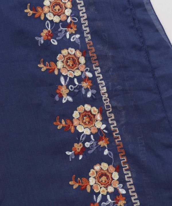 ผ้าคลุมไหล่ปักลายดอกไม้