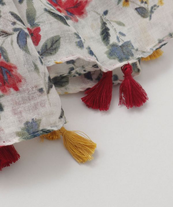 ผ้าพันคอลายดอกไม้