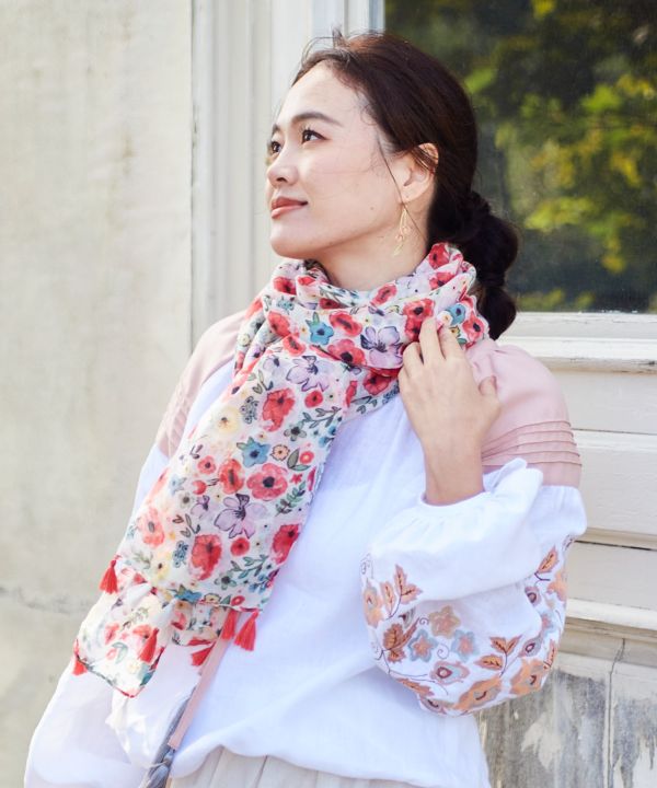 ผ้าพันคอลายดอกไม้