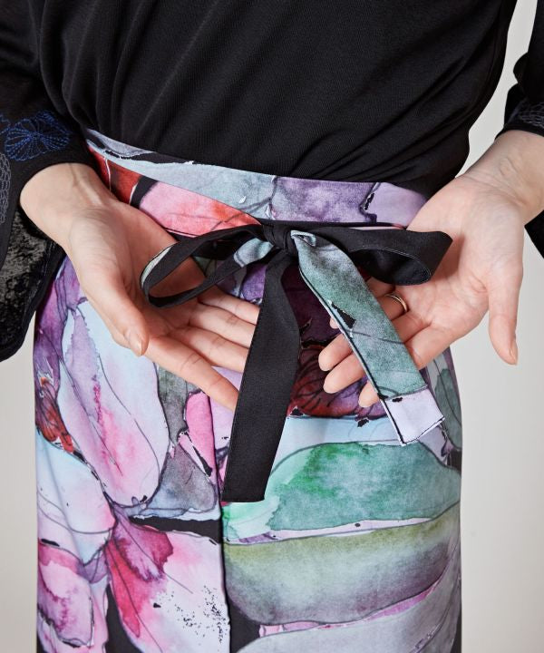 HANA-NIJIMI - Wrap Skirt