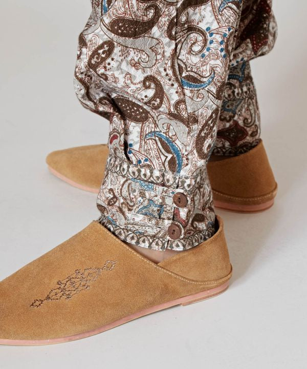 Pantalones y shorts con estampado paisley de AMINA - Ametsuchi