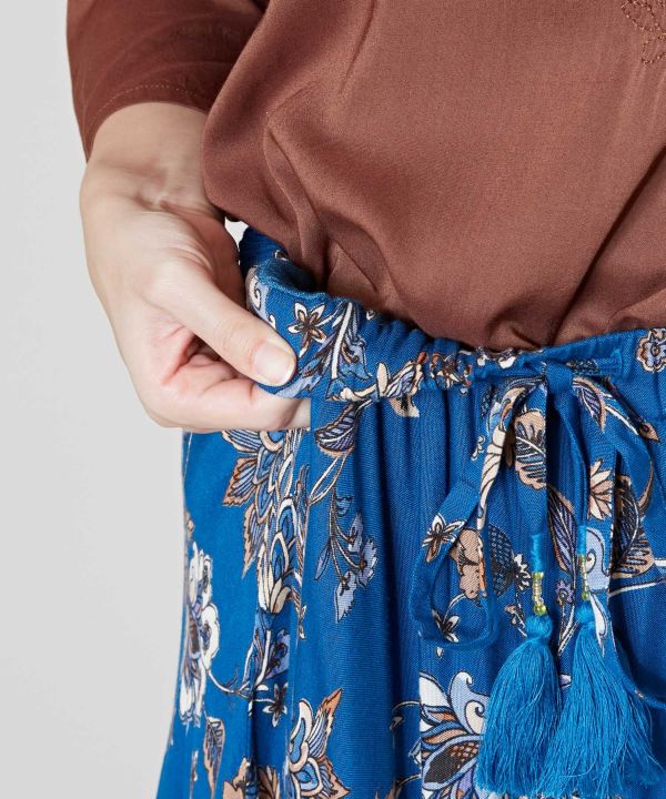 Vintage Like Floral Long Skirt