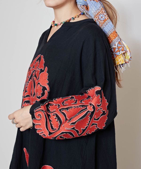 Embroidery Volume Sleeve Cotton Top