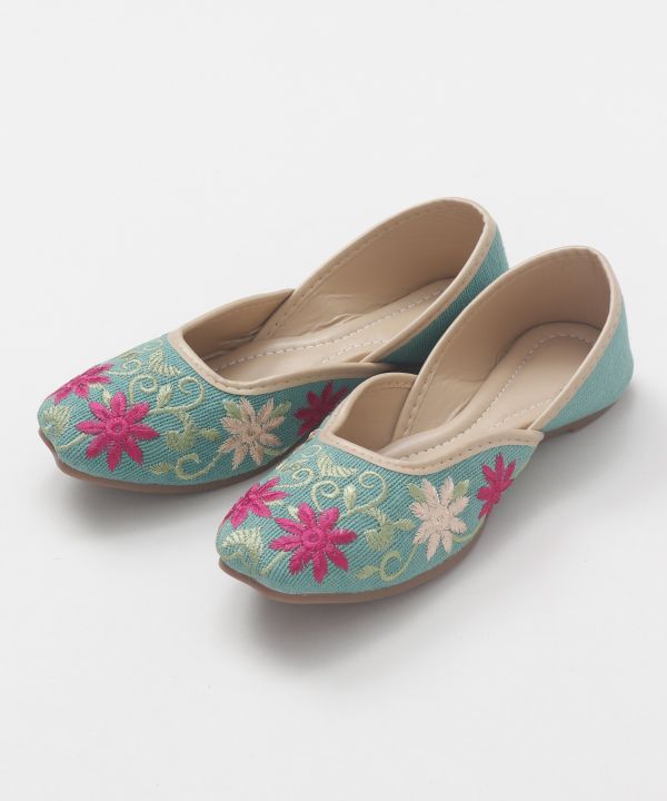 Botanical Embroidery Jutti Flats