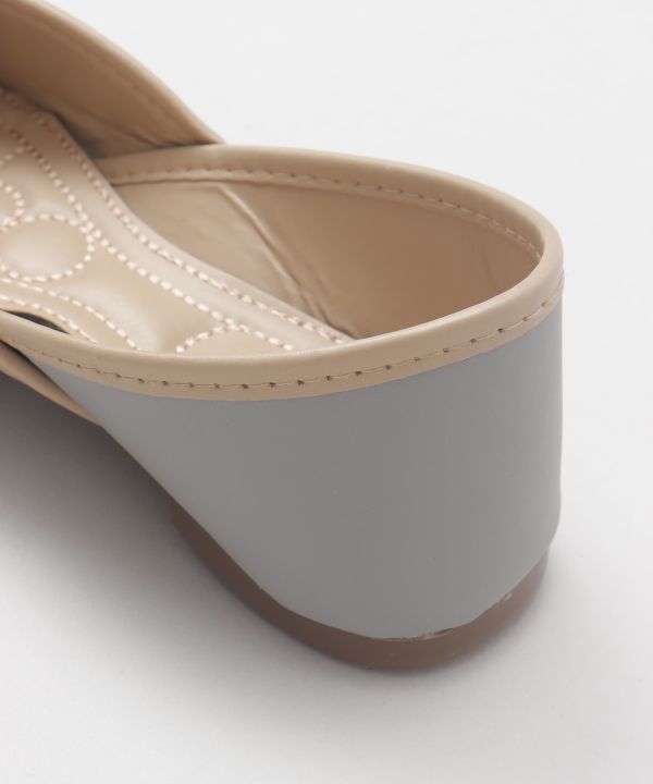 Peacock Embroidery Jutti Flats