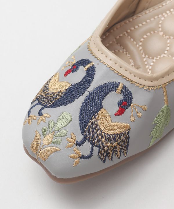 Peacock Embroidery Jutti Flats