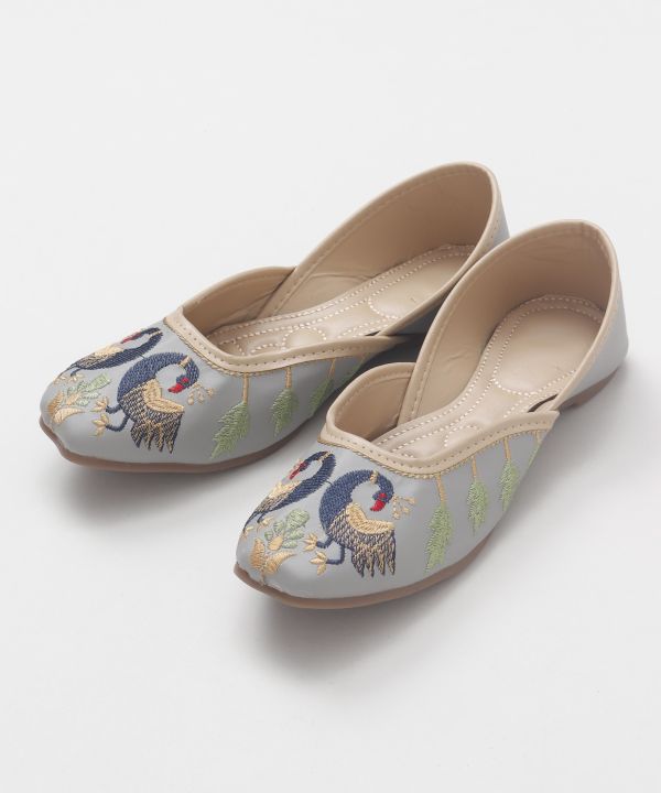 Peacock Embroidery Jutti Flats