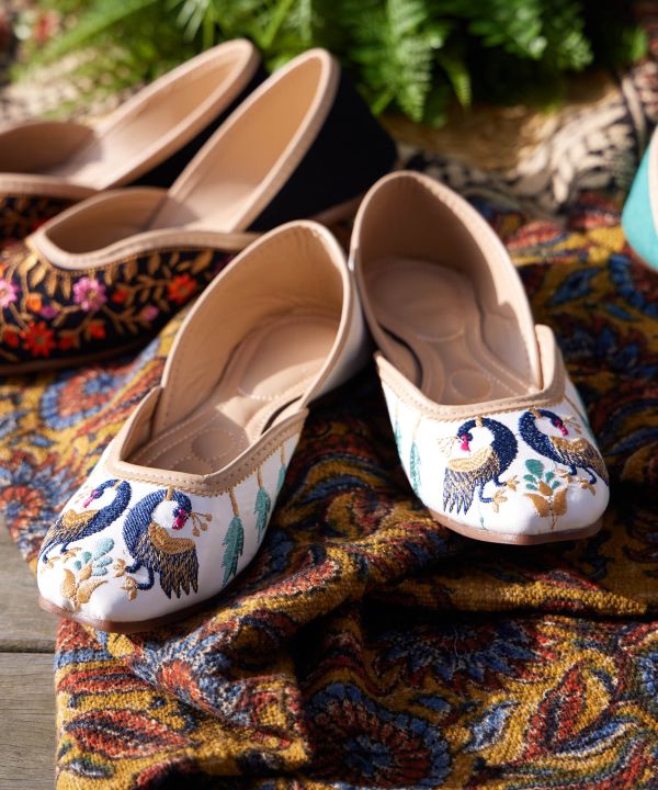 Peacock Embroidery Jutti Flats
