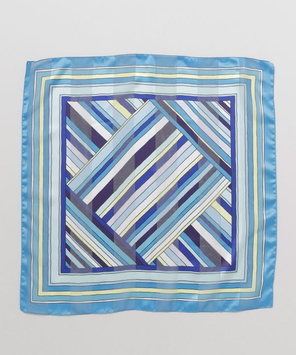 ผ้าพันคอลายทาง