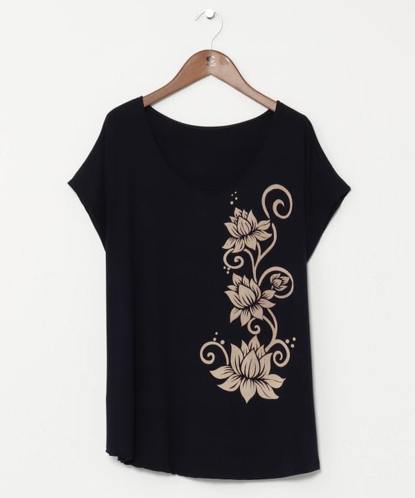 Lotus Print Effortless T-Shirt