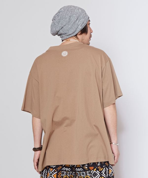 Match Incense Graphic T-shirt - XL by AMINA - Ametsuchi