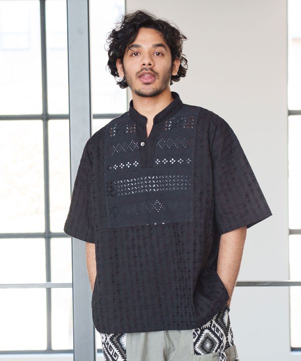 Men’s Schiffli Embroidered Kurta