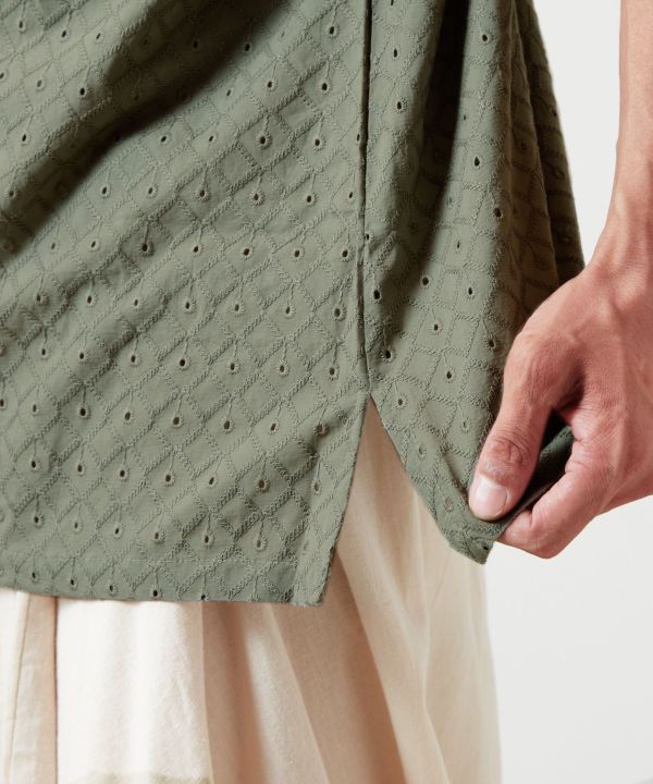 Men’s Schiffli Embroidered Kurta